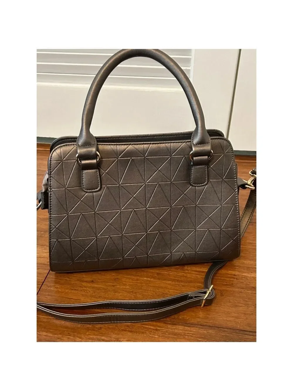 Stacey Whitmore Everyday Elegance Silver Gray Purse Danbury Mint NWOT